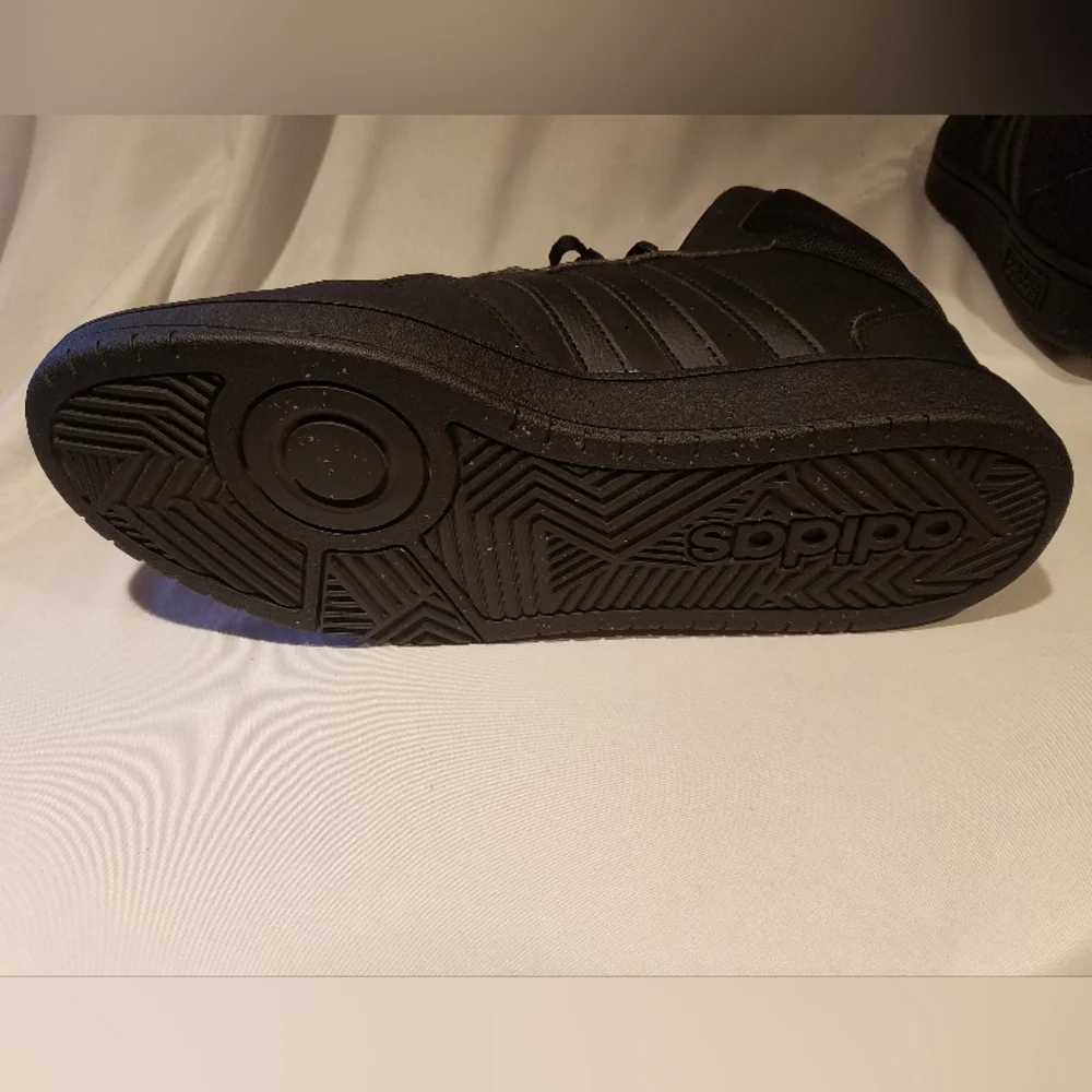 Men Adidas Hoops Mid Triple Black Shoes Sneakers Size 12 - Picture 6 of 8